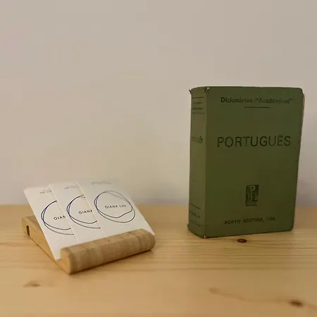 O Violas - Art Coffee &