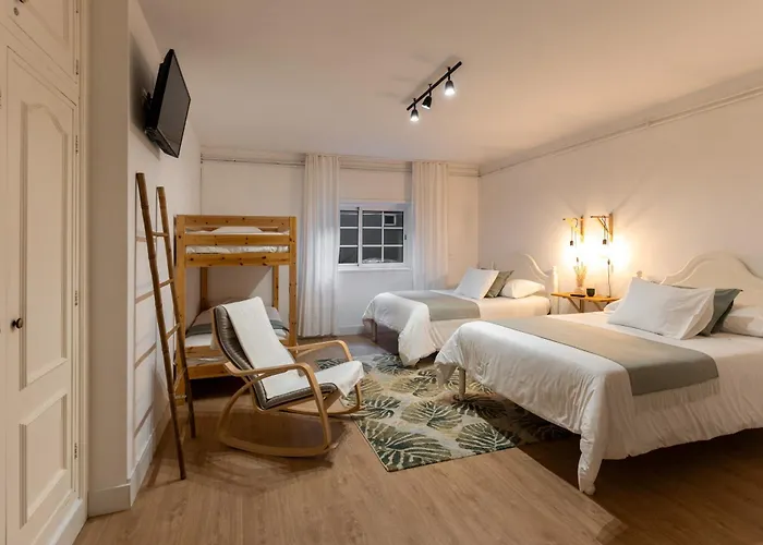 Pensjonat O Violas - Art Coffee & 3*